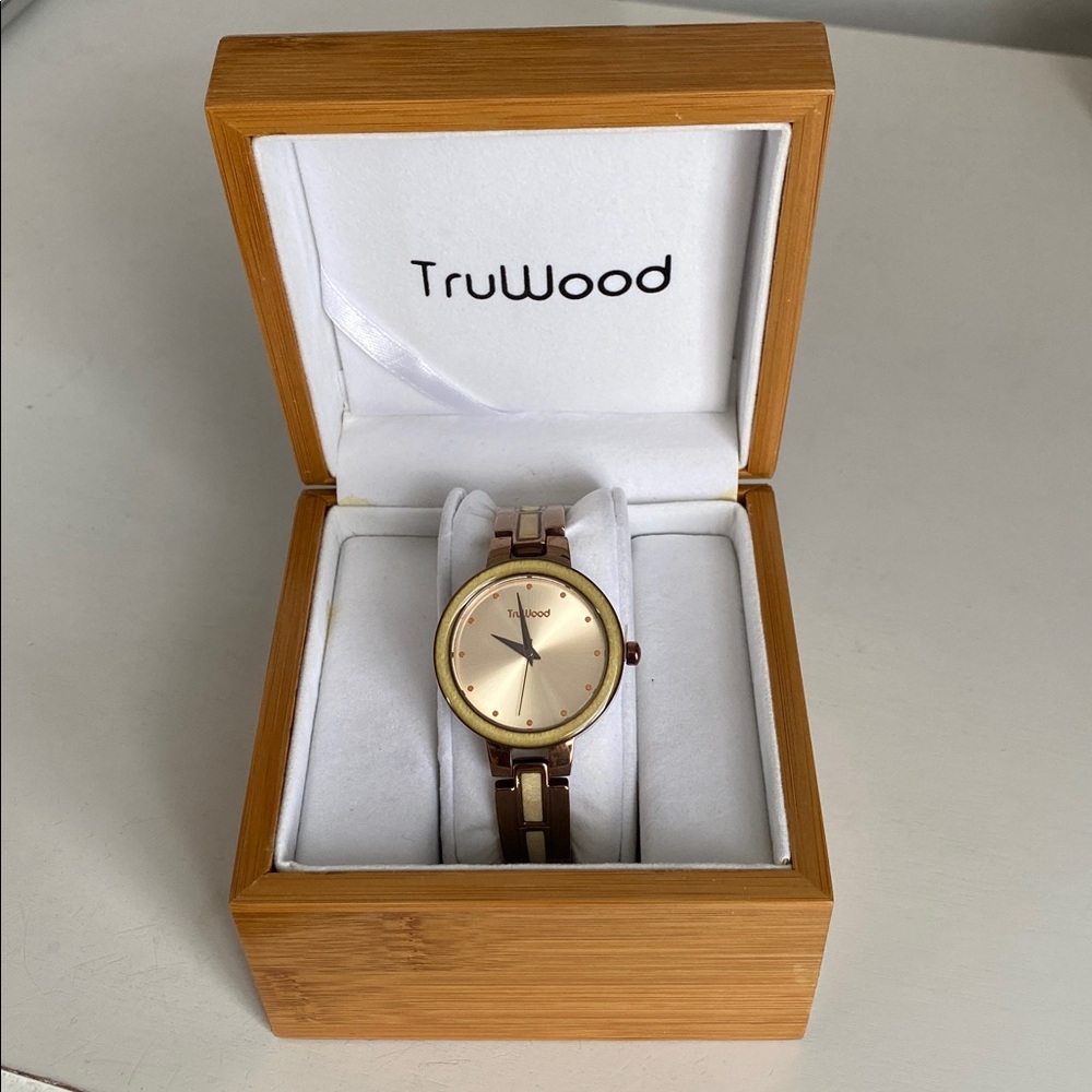 TruWood Watch NWT